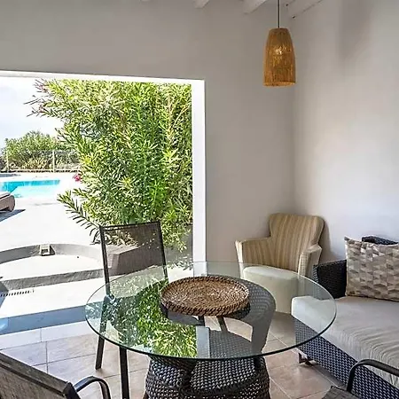Smy Santorini & Hotel 4*