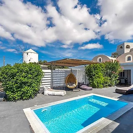 Smy Santorini & 4*
